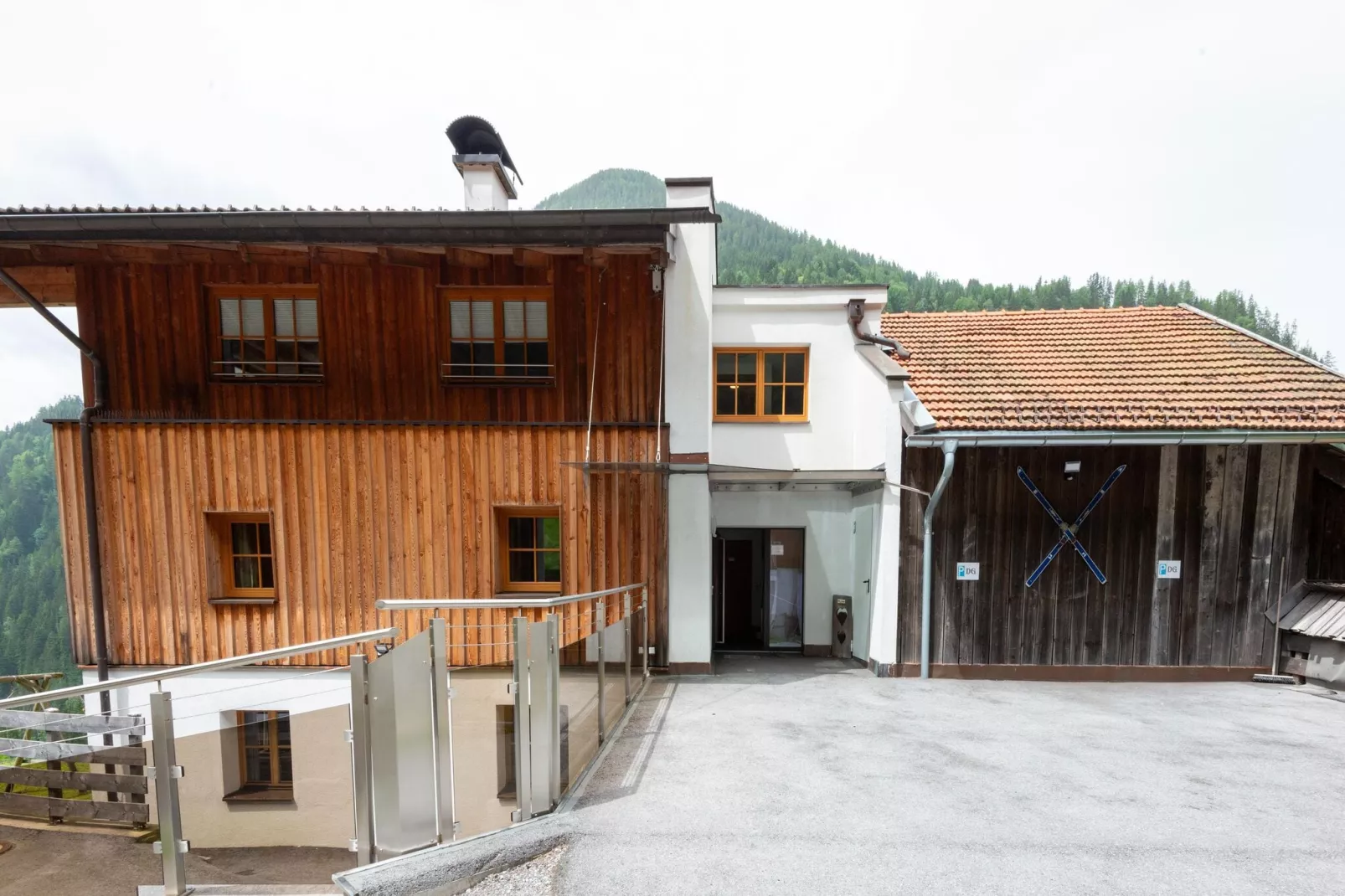 Bergappartement Schernthaner Tobadill-Exterior summer