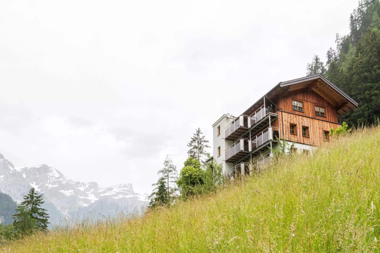 Bergappartement Schernthaner Tobadill-Areas summer 1km