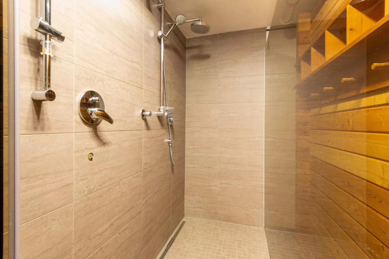 Bergappartement Schernthaner Tobadill-Bathroom