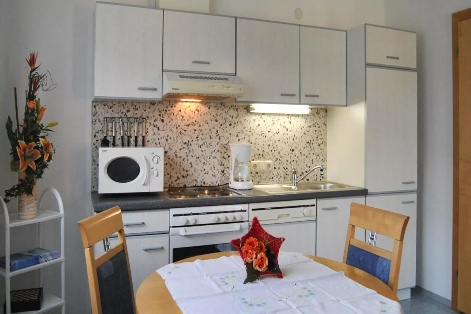 Val Sinestra - Typ A-Kitchen