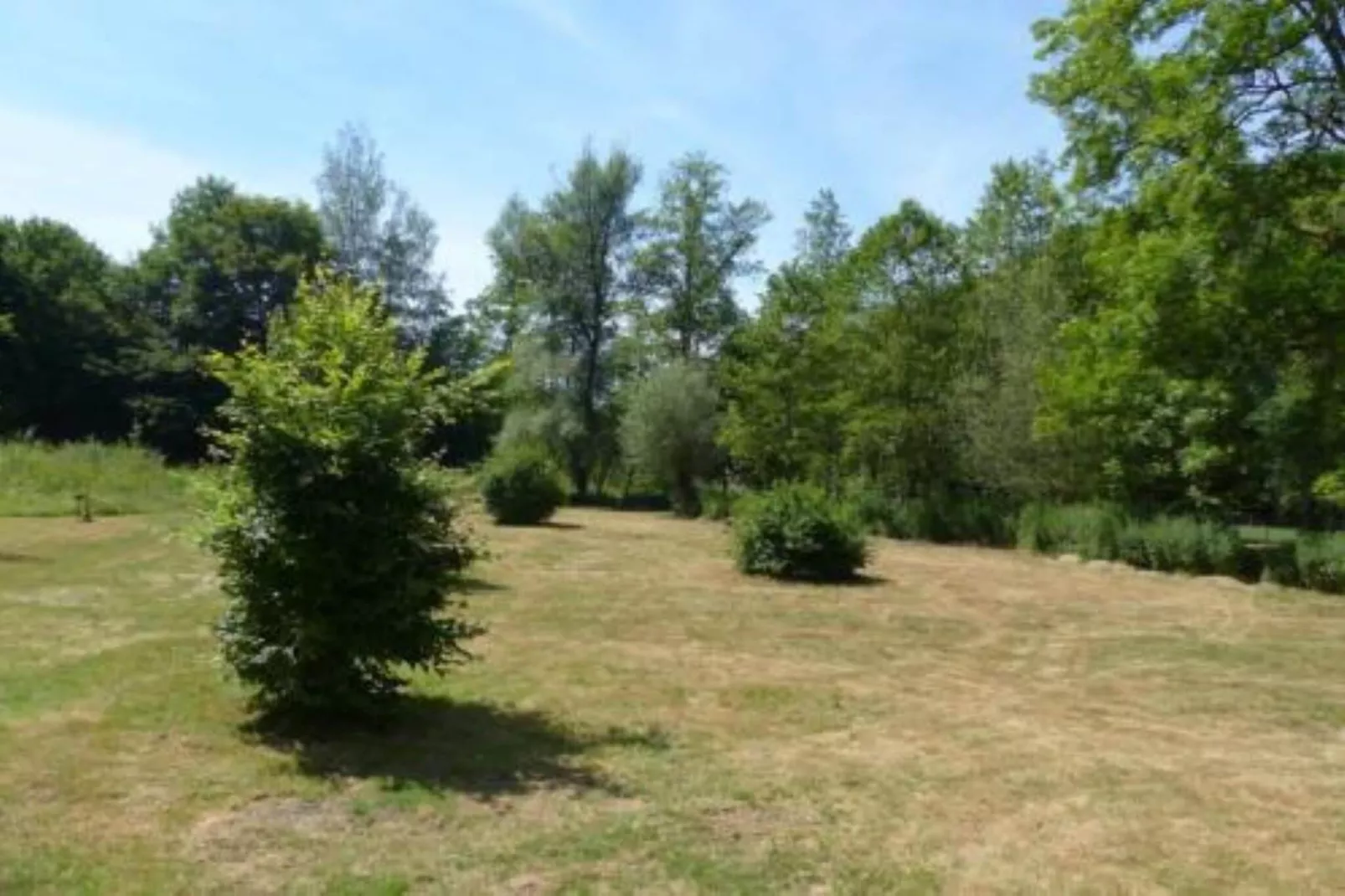 La Forgerie-Gardens summer