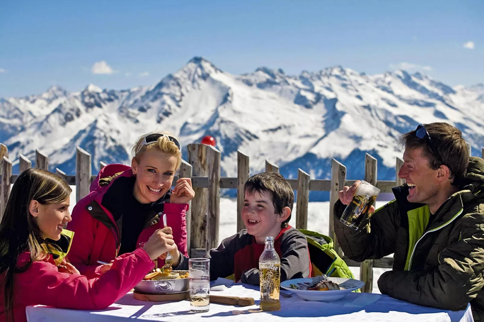 Chalets Almdorf Zillertal Fügen-Haus 4 Personen-Ambiente