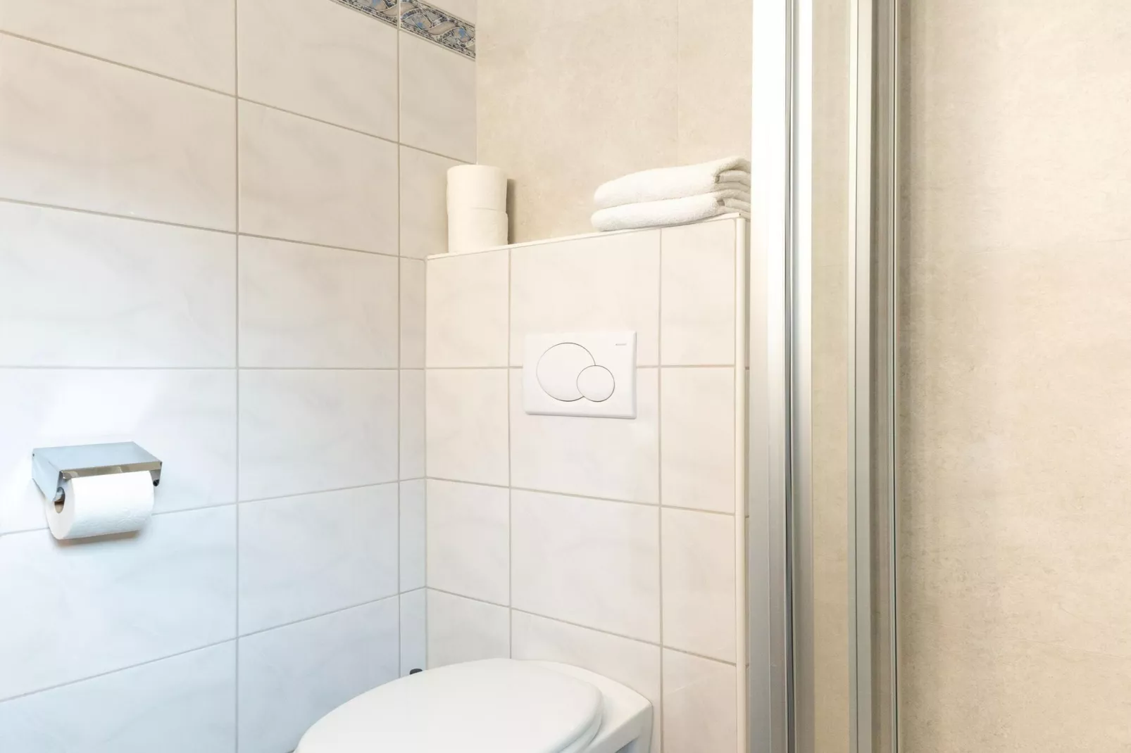 Haus Schwemberger-Bathroom