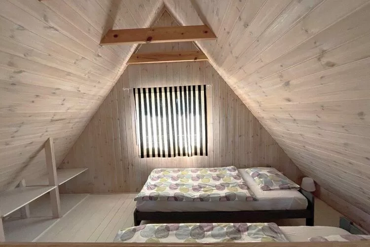 Sunny bungalow by the sea-Bedroom