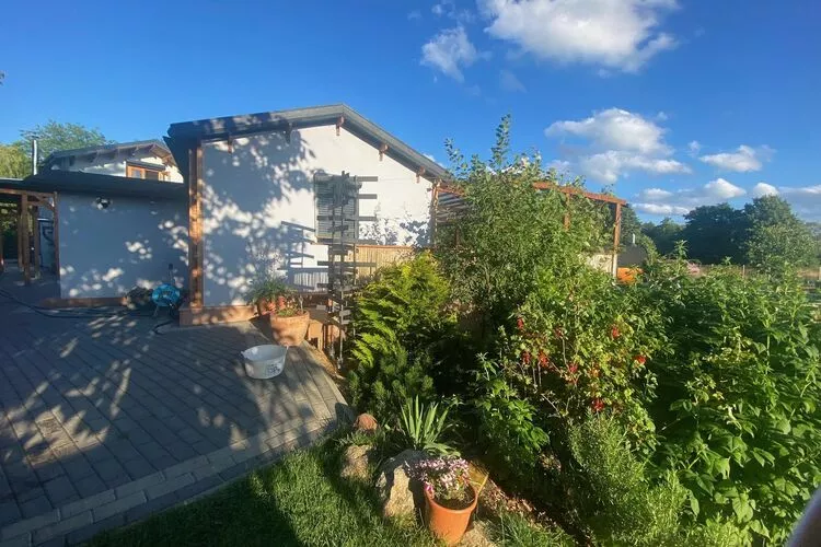 Dom wakacyjny w Stepniczce z sauną i jacuzzi-Jardin d'été