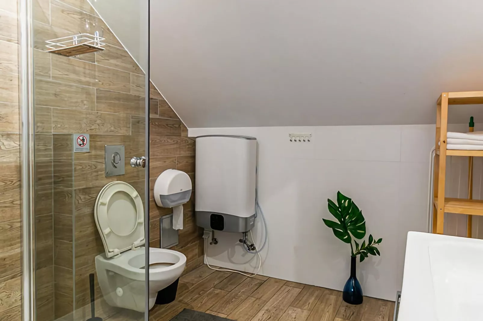 Apartment Przestronny 30 m2 Niechorze-Bathroom