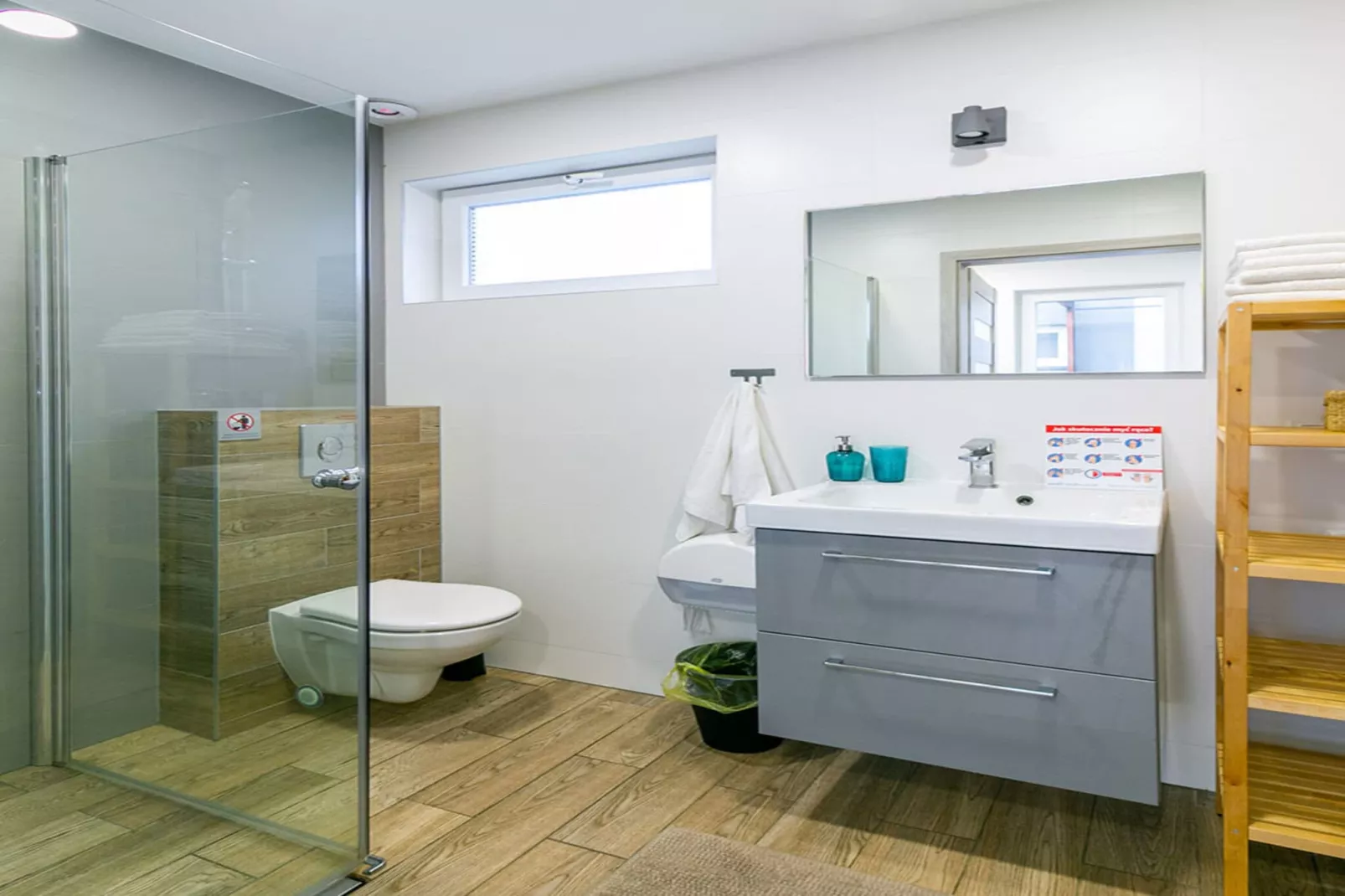 Domek Idealny 54 m2 Niechorze-Bathroom