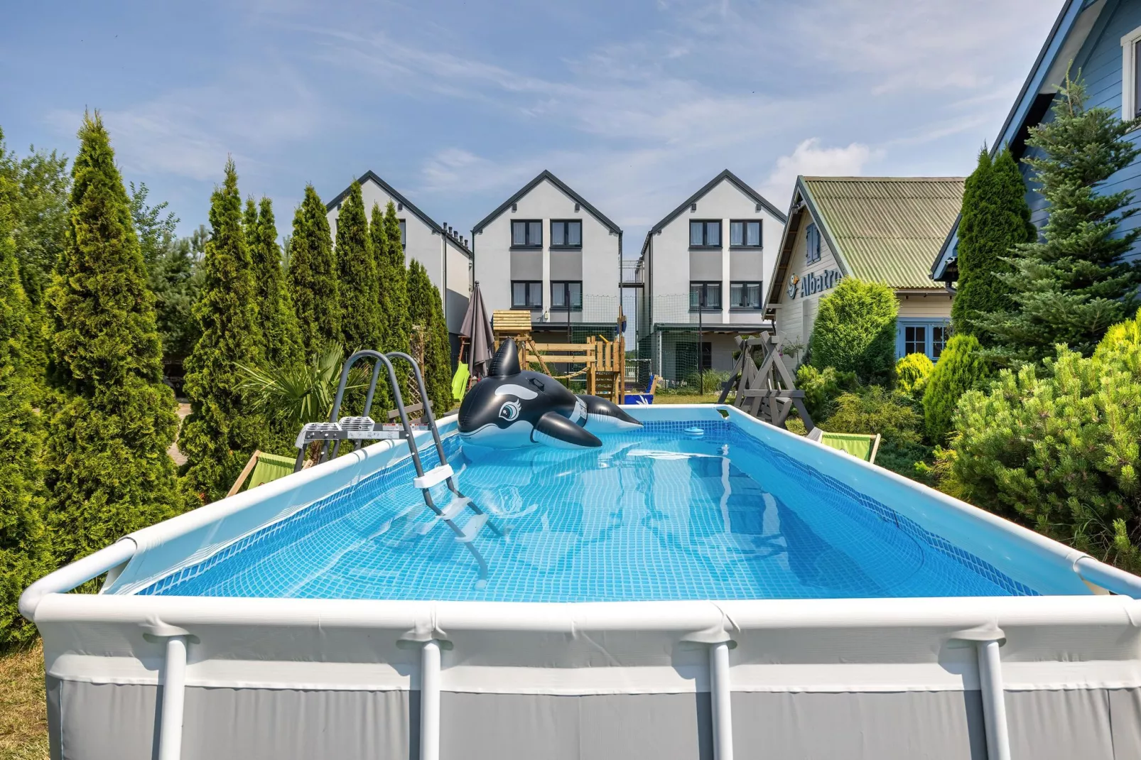 Resort in Rewal-Pool