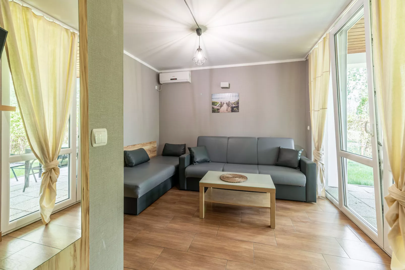 Domki wakacyjne z basenem Sianożąty-Living room
