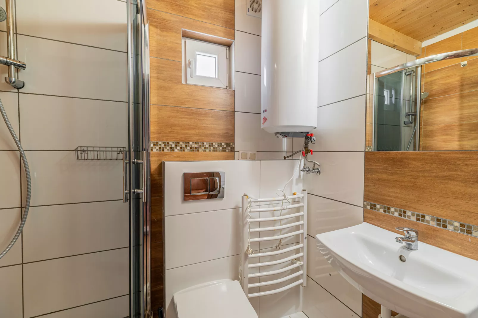 Domki wakacyjne z basenem Sianożąty-Bathroom