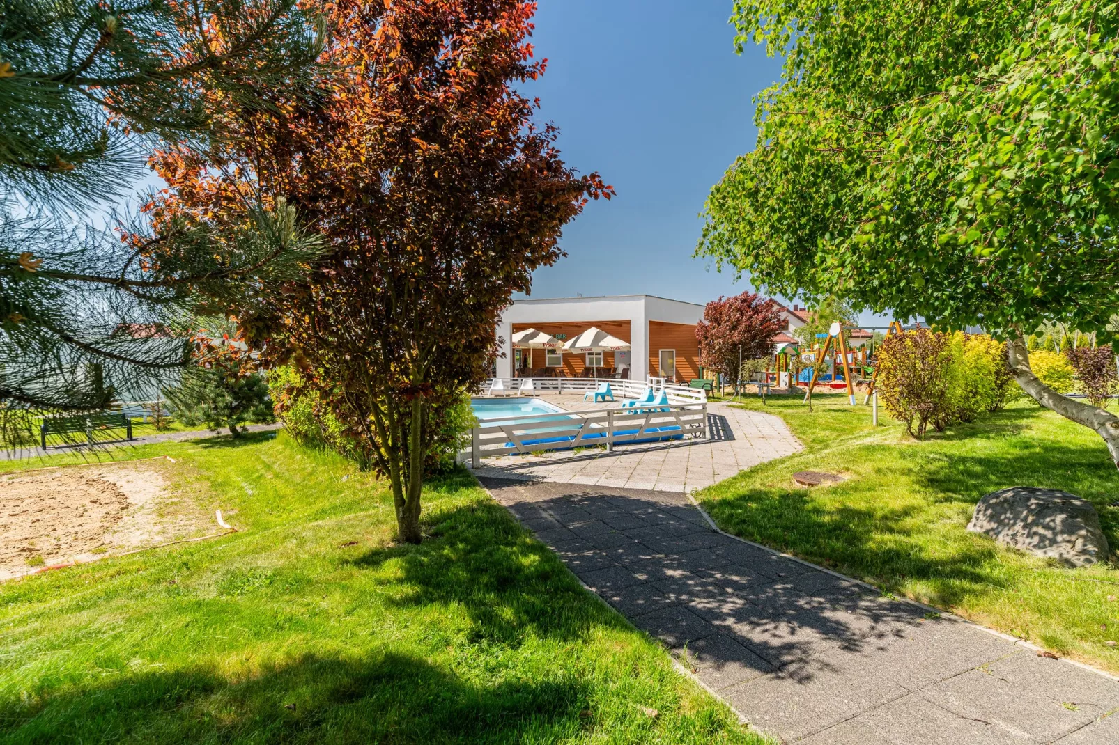 Domki wakacyjne z basenem Sianożąty-Gardens summer