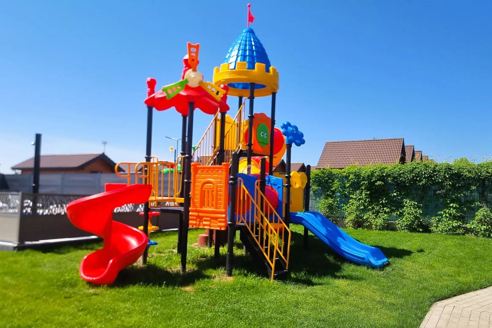 Domki wakacyjne parterowe Sarbinowo-Gardens summer