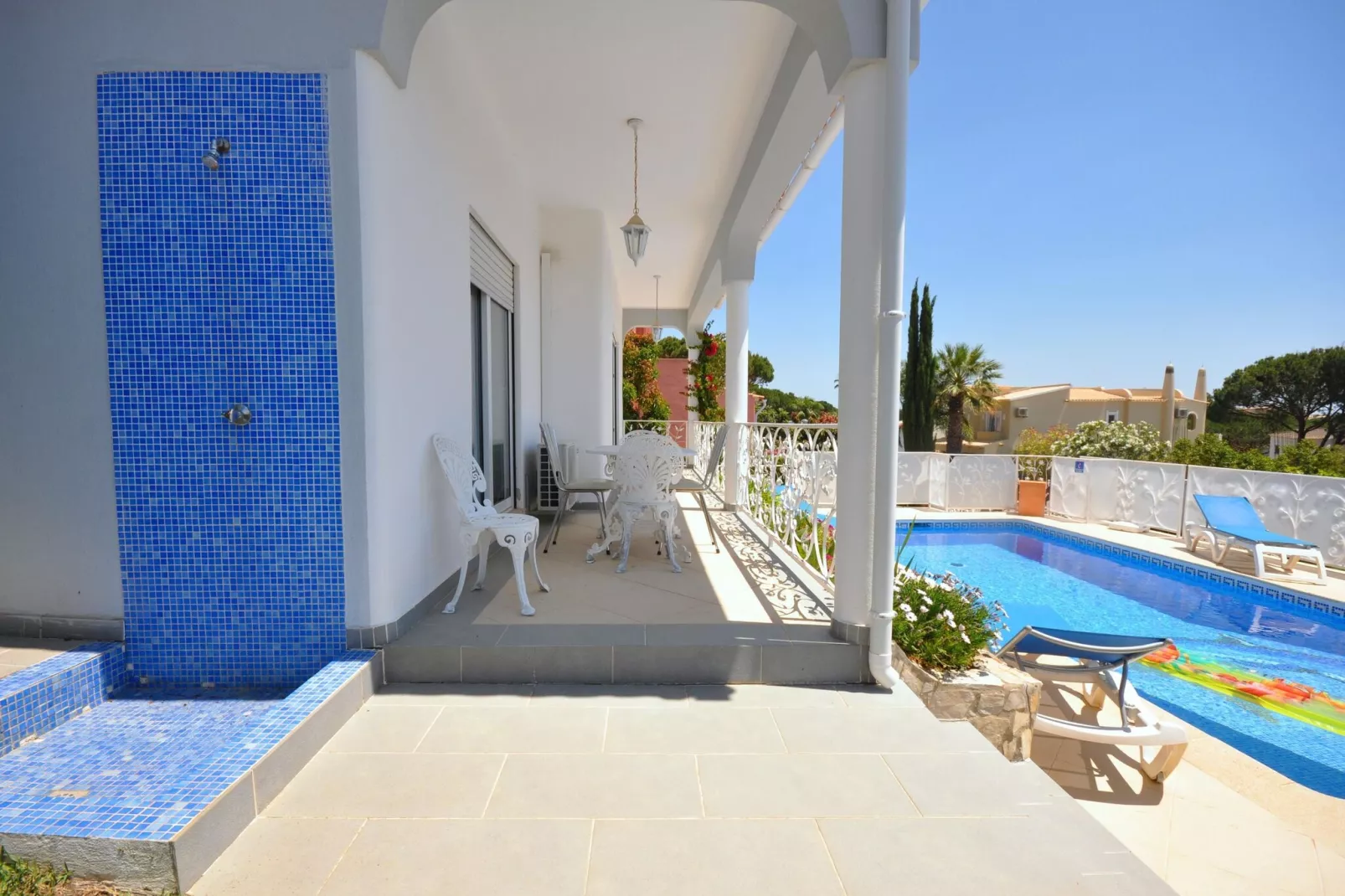 Paloma-Terrace balcony