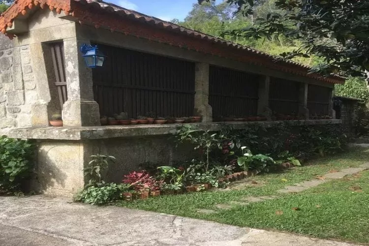 Holiday home near Viana do Castelo  / Despertar dos Mágicos-Gardens summer