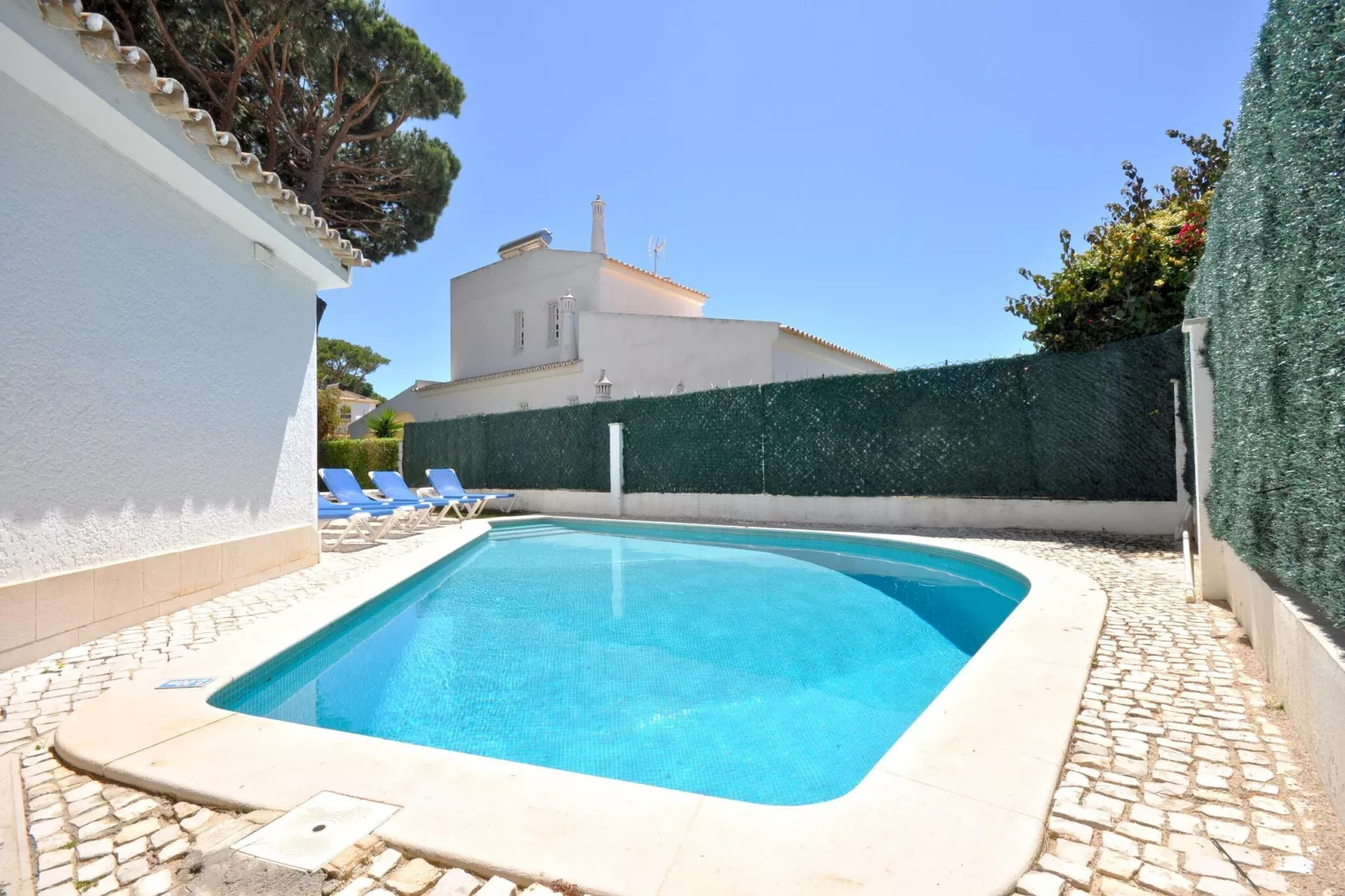 Villa Marcelo-Schwimmbad