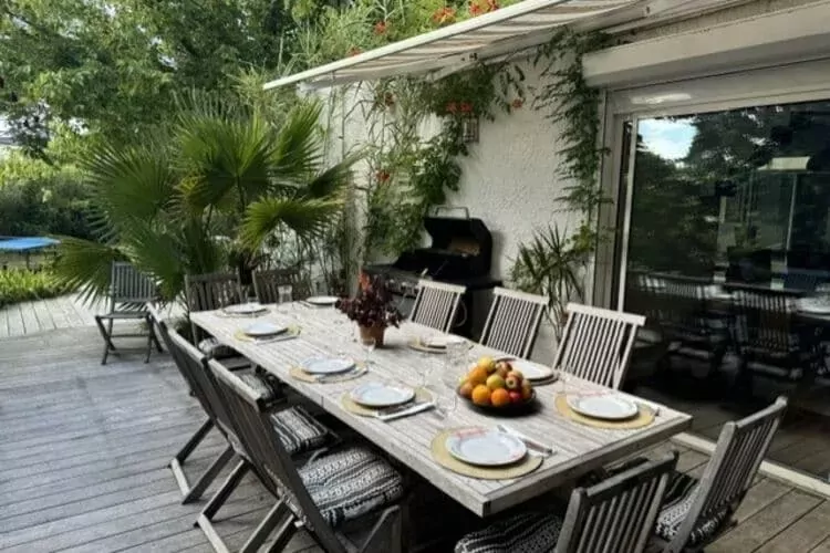 Holiday home Le Porge-Balcon-terrasse