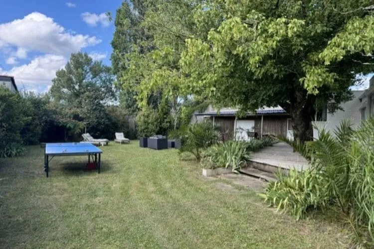 Holiday home Le Porge-Jardin d'été