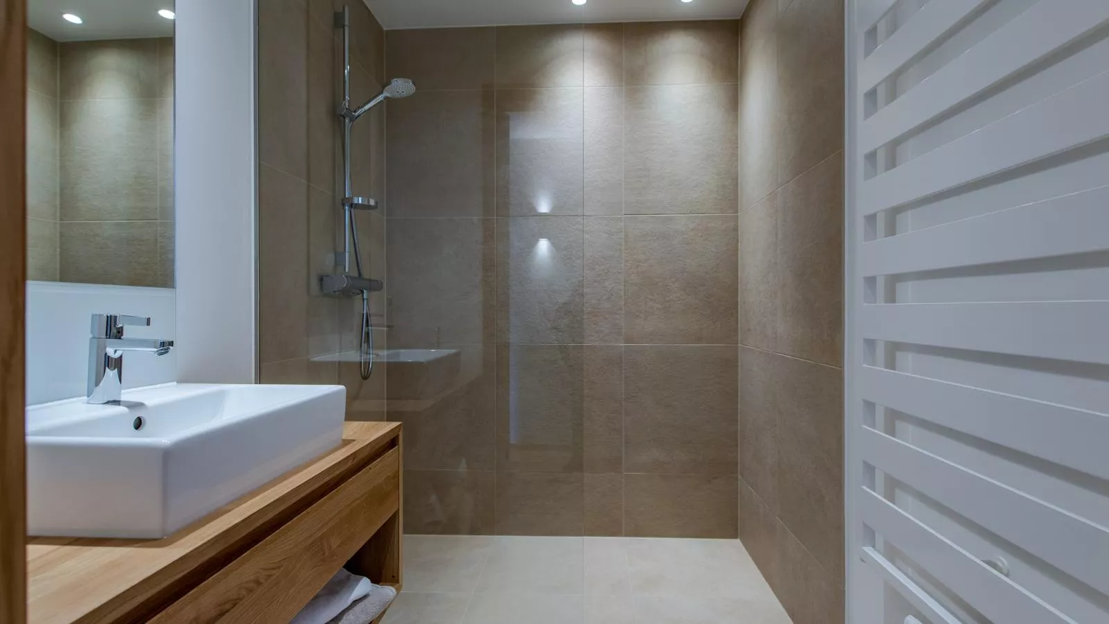 Villa Gradenbach-Bathroom