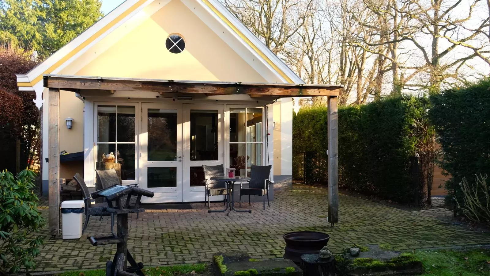 Wellnesshuisje Kalheupink-Exterior summer