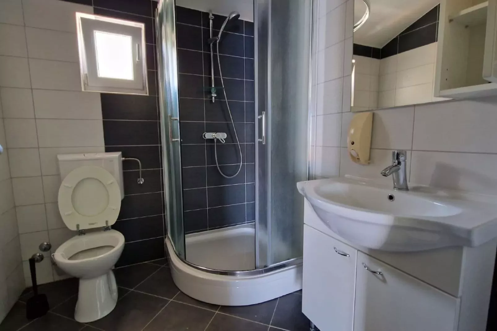 Luna Maris Apartment 2-Bathroom