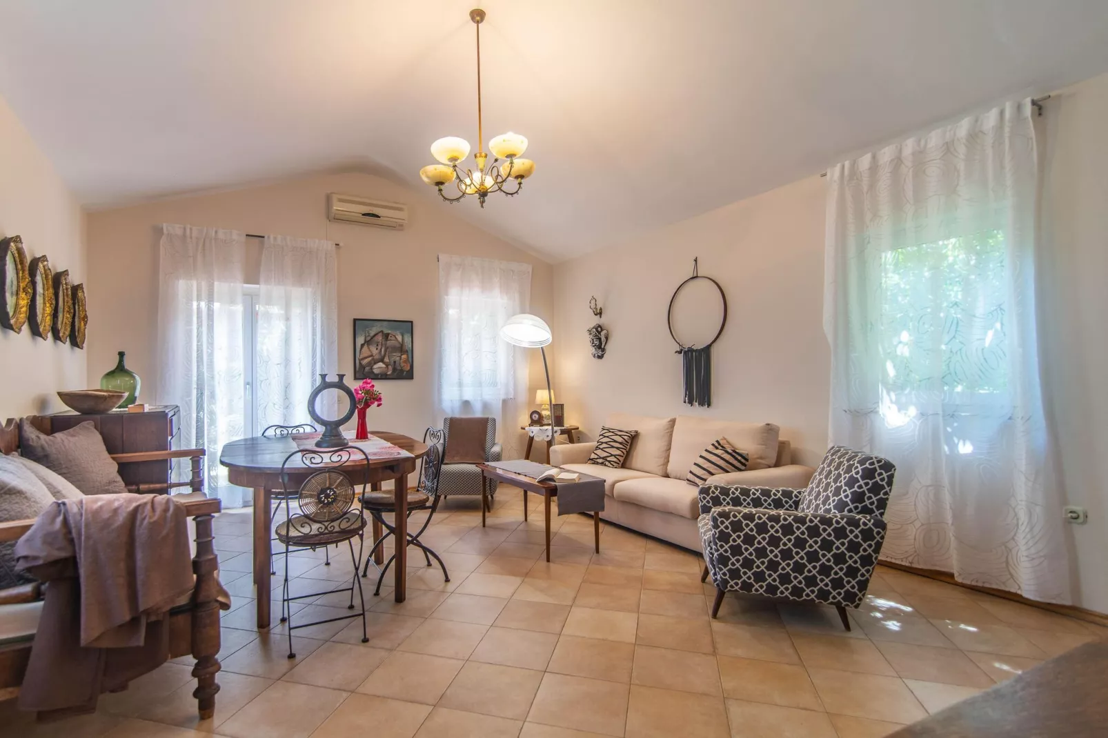Casa Oliva-Living room