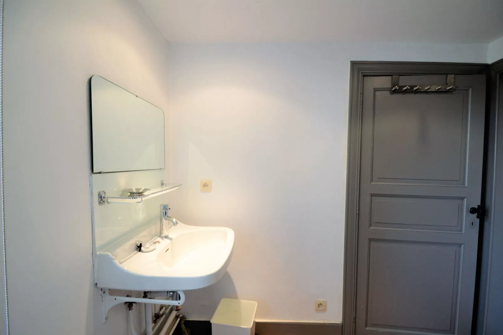 Côté Campagne 9-Bathroom