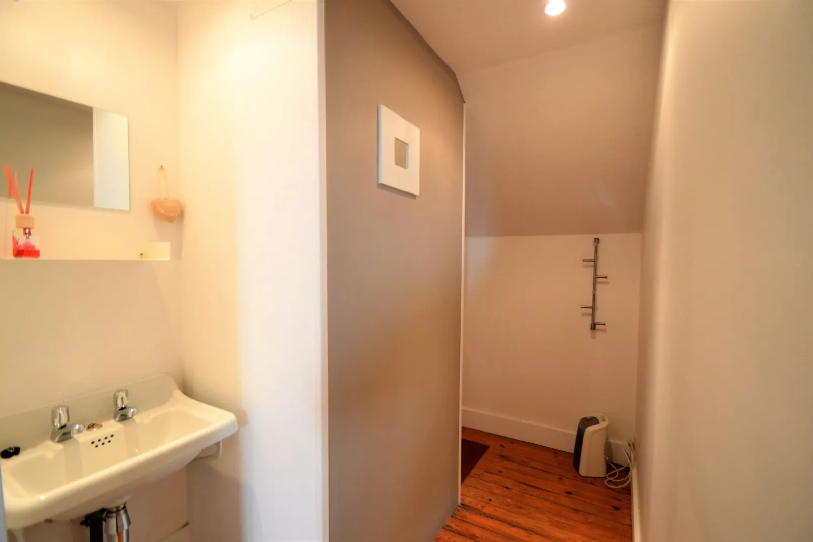 Côté Campagne 9-Bathroom