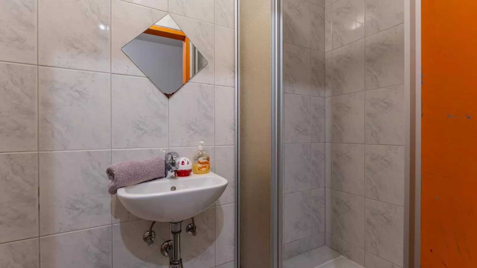 Chalet Sandra-Bathroom