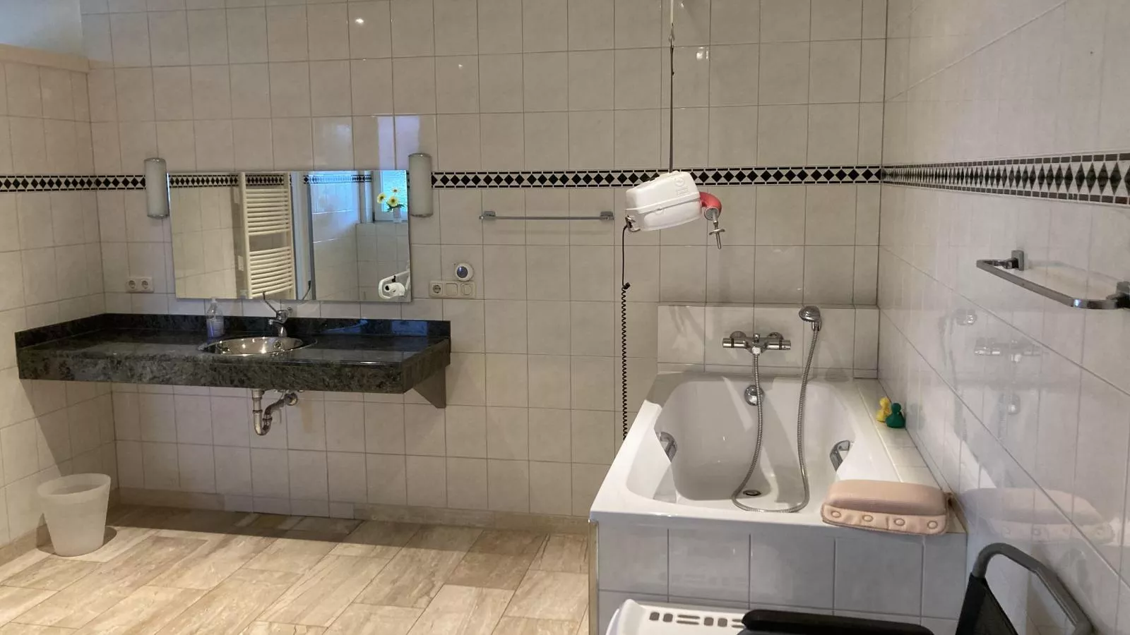 Lionshuis-Bathroom