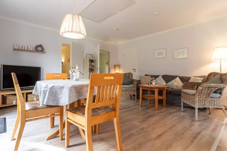 Ferienwohnung Friesenkind-Dining room