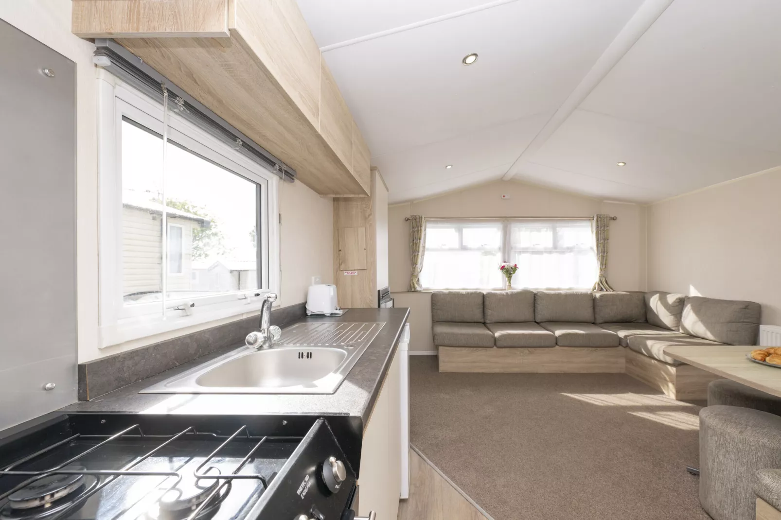 Sunset Pet Friendly-Kitchen