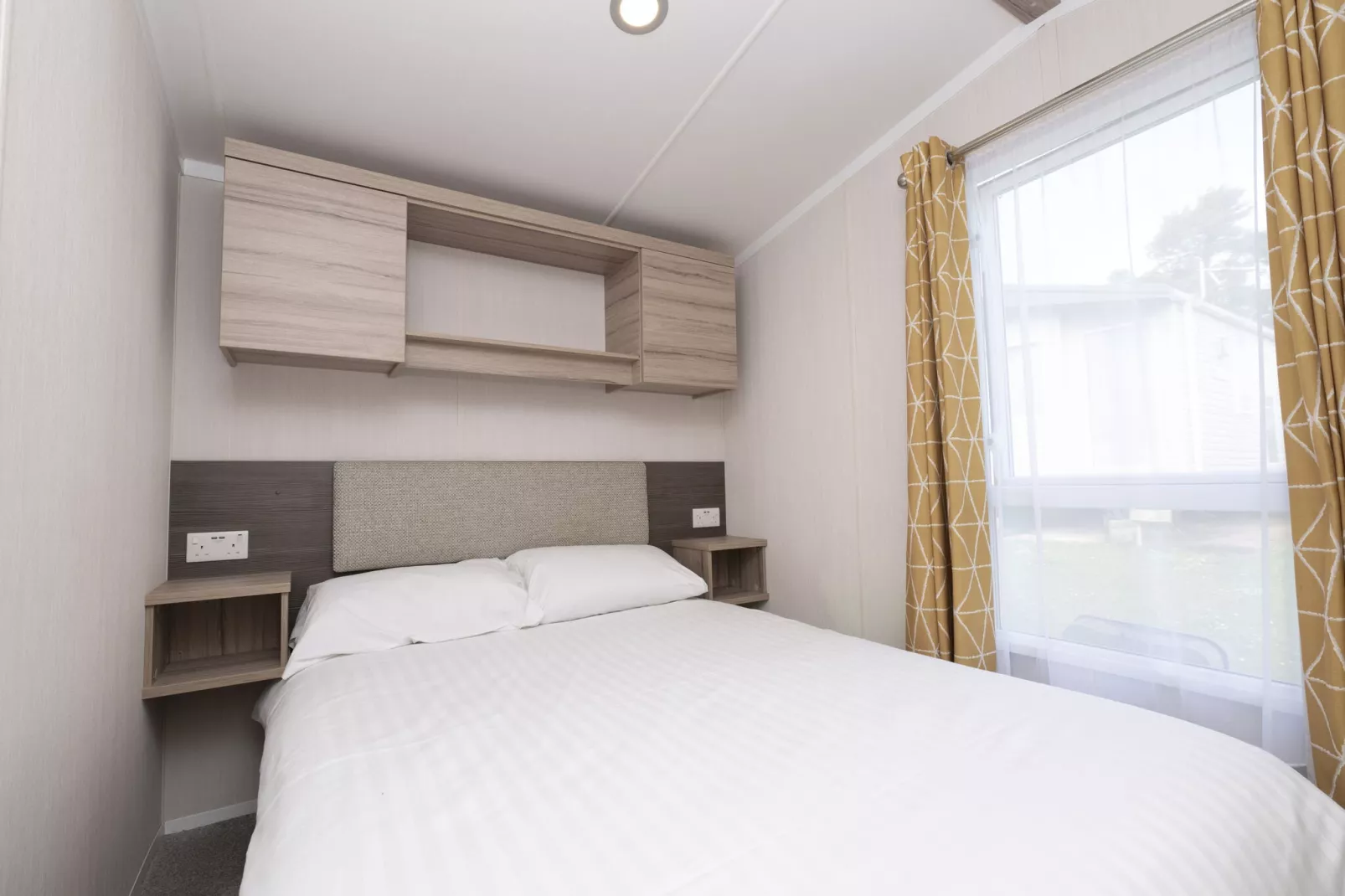 Sunset Pet Friendly-Bedroom