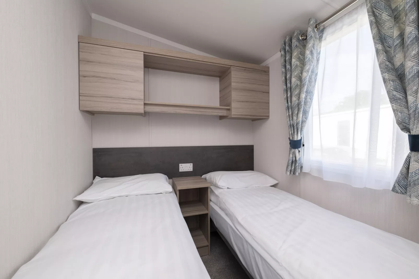 Sunking-Bedroom