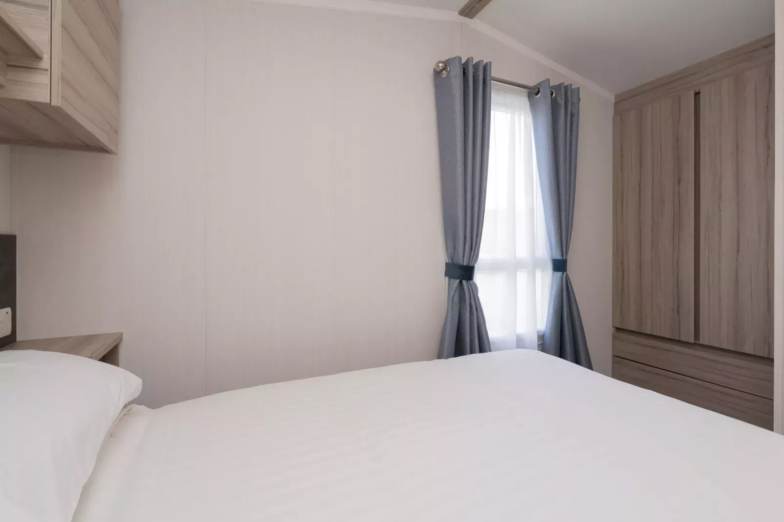 Sunking-Bedroom