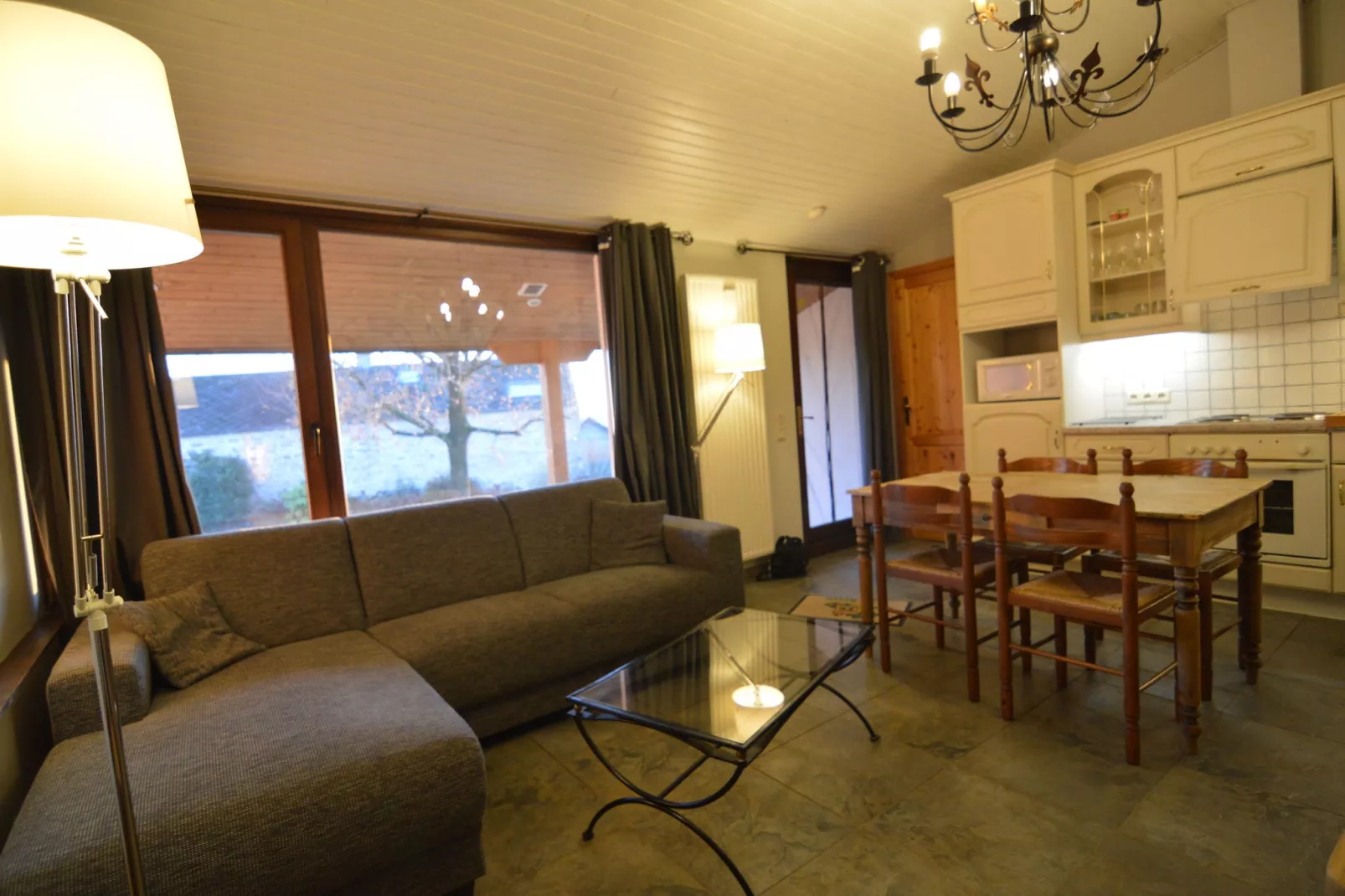 Chantegrillet-Living room
