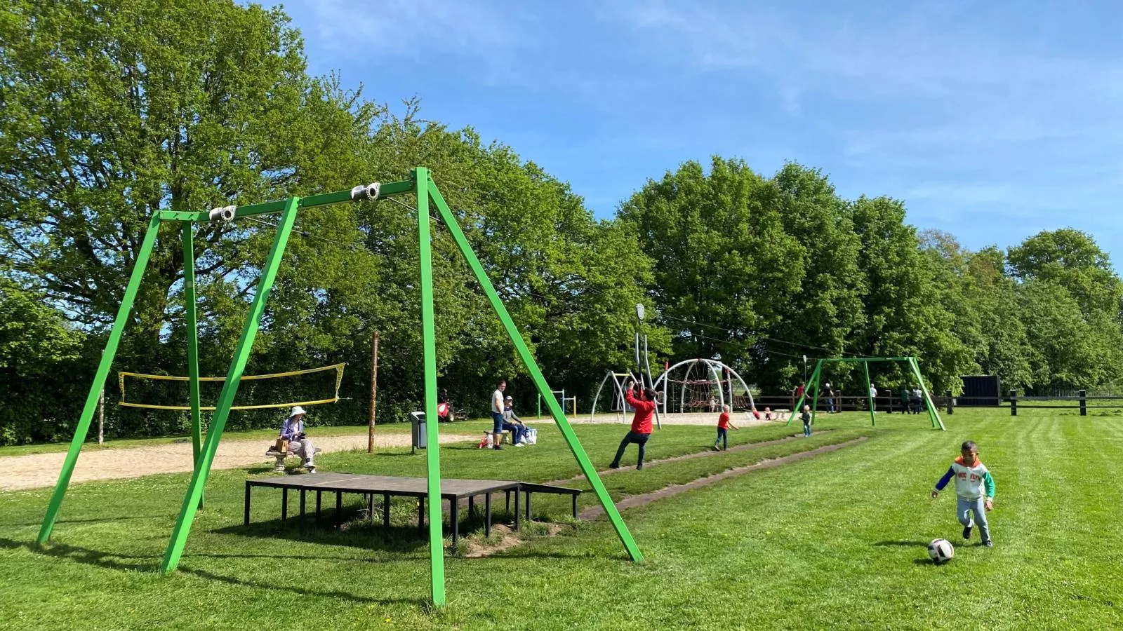 Charlie-Park facilities