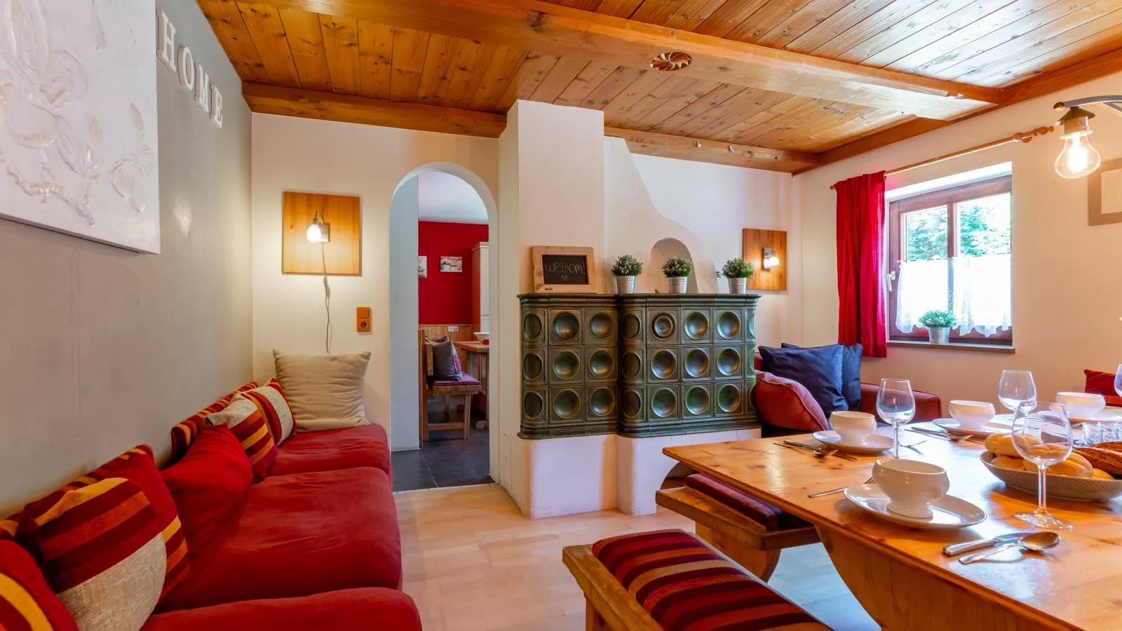 Haus Weissbach-Dining room