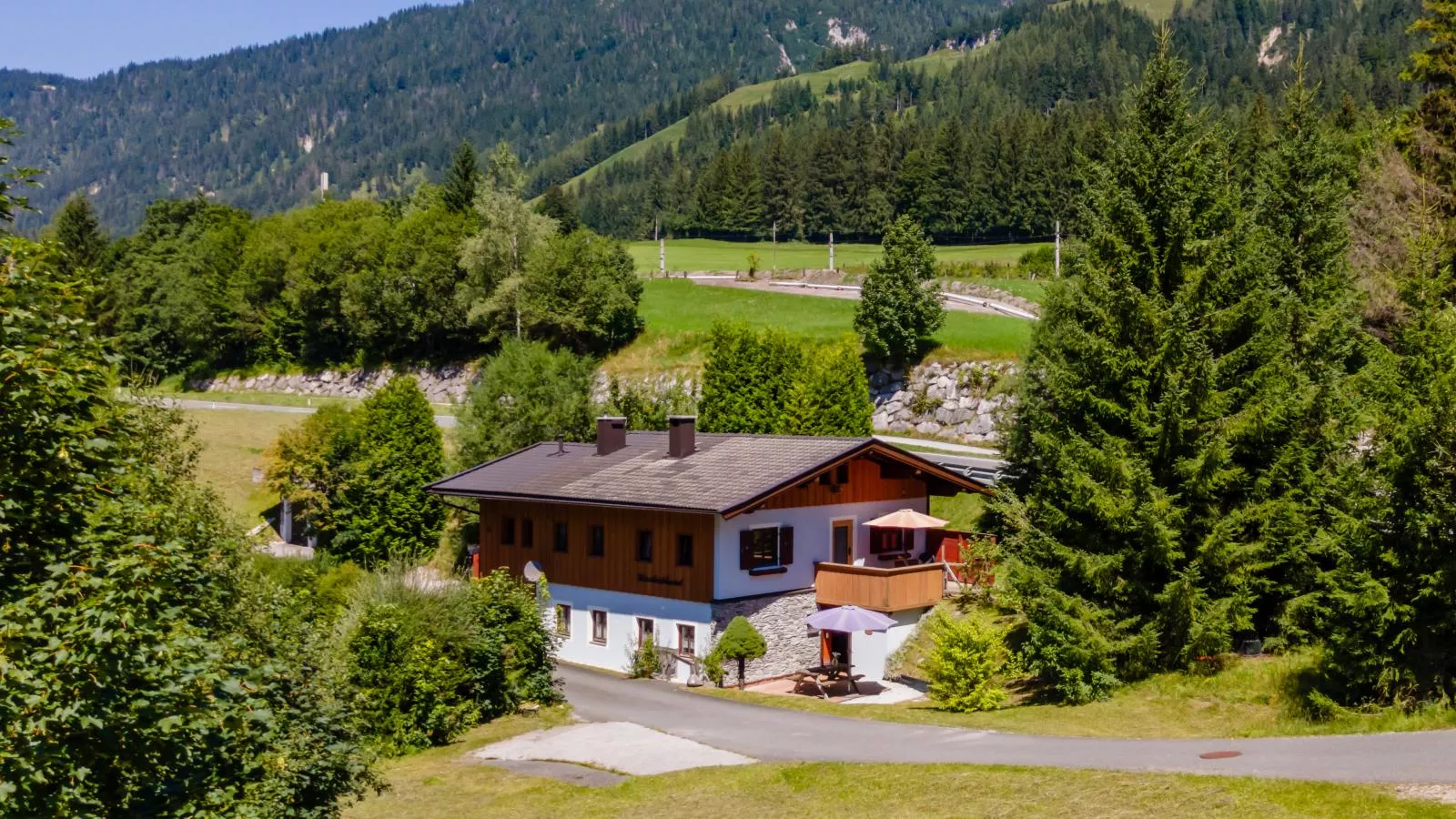 Haus Weissbach-Exterior summer