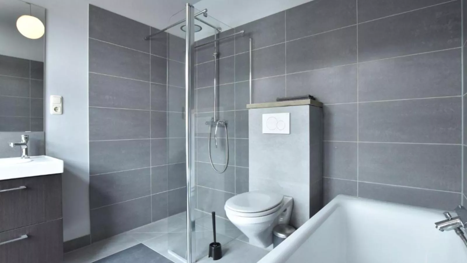 Gutshof Detershagen L-Bathroom