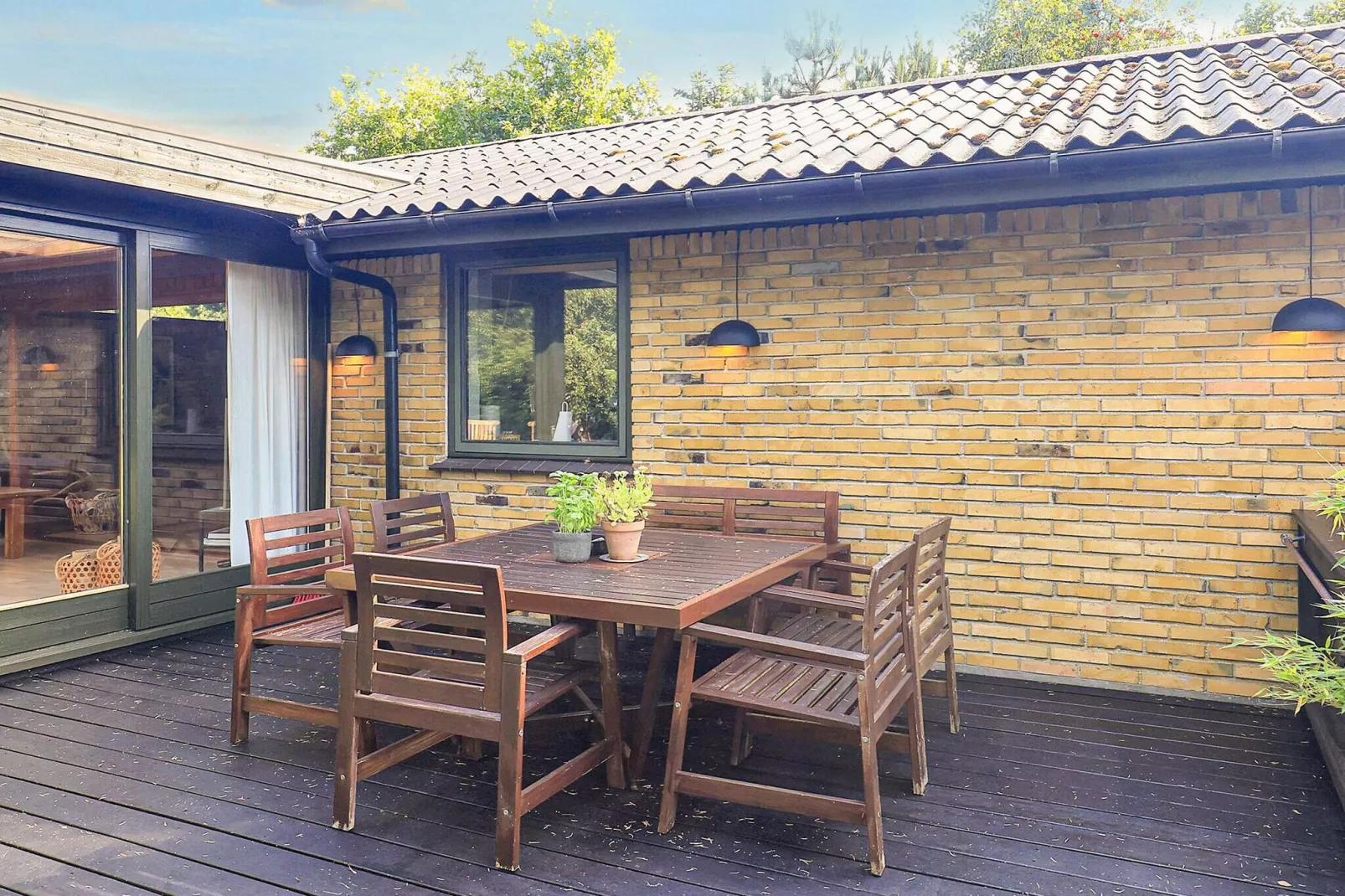 Bright Cottage with Garden Terrace-By Traum-View