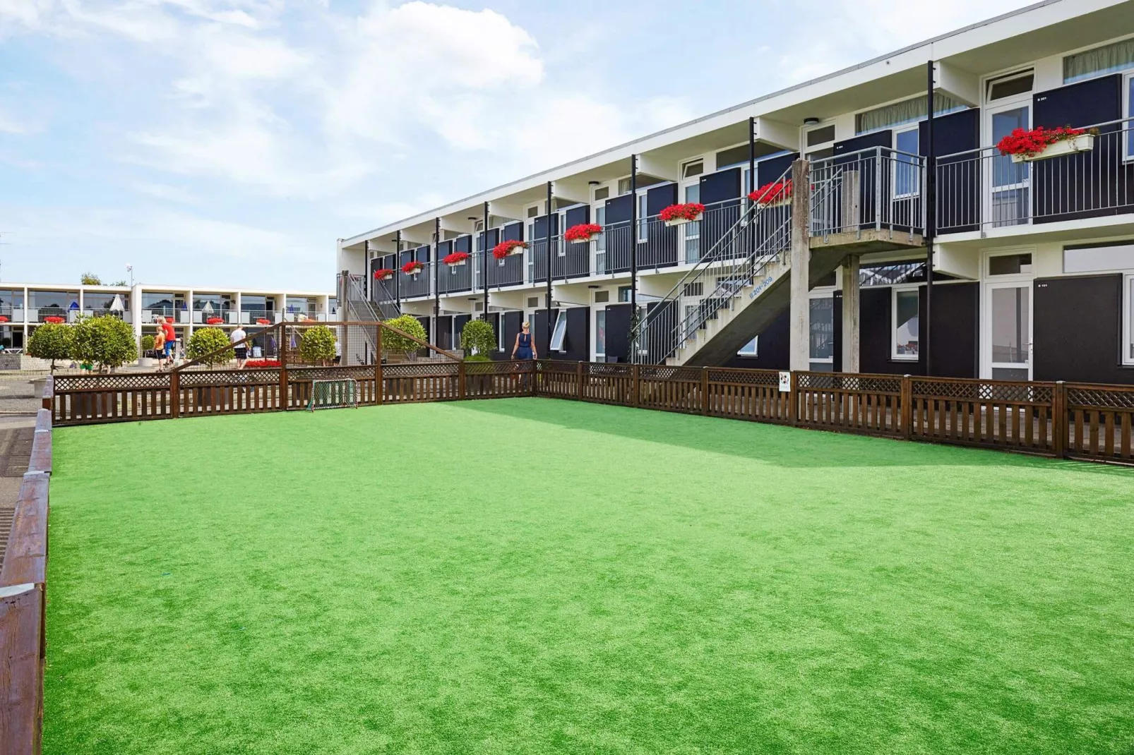2 room,ground floor-Outdoor