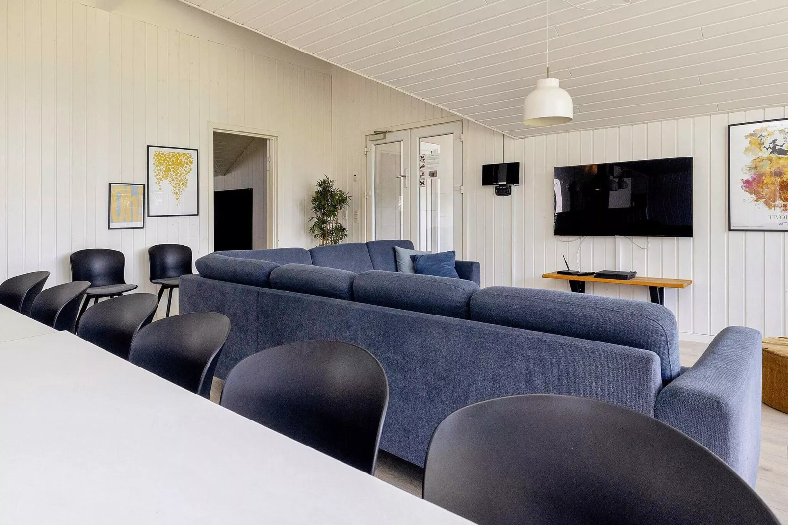Luxury Pool Retreat - By Traum Ferienwohnungen-Indoor