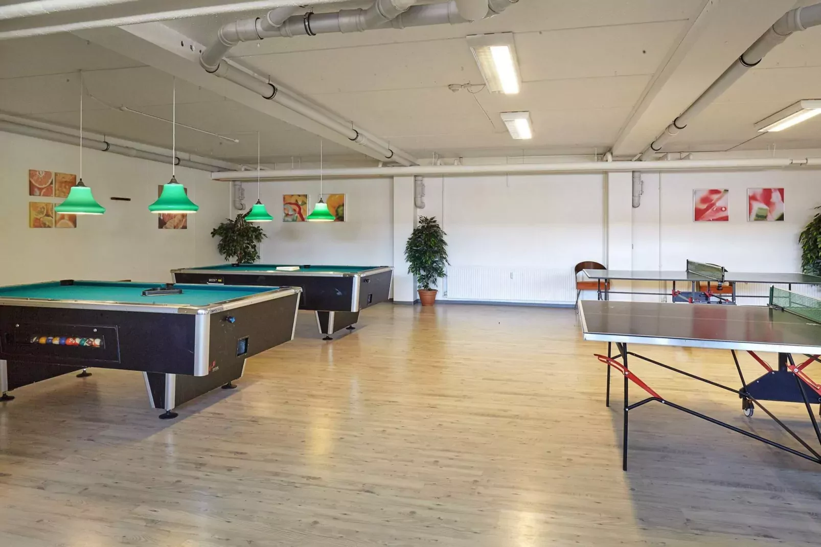 2 room,ground floor-Non tagué