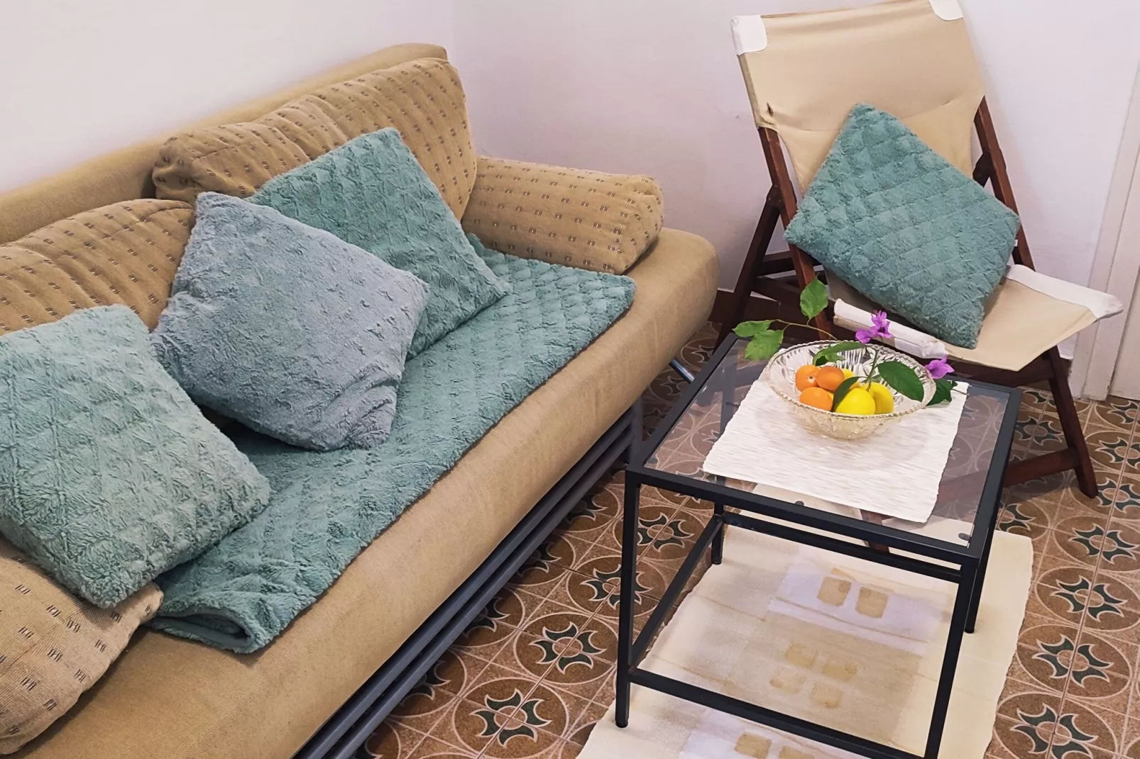 Belci-Living room