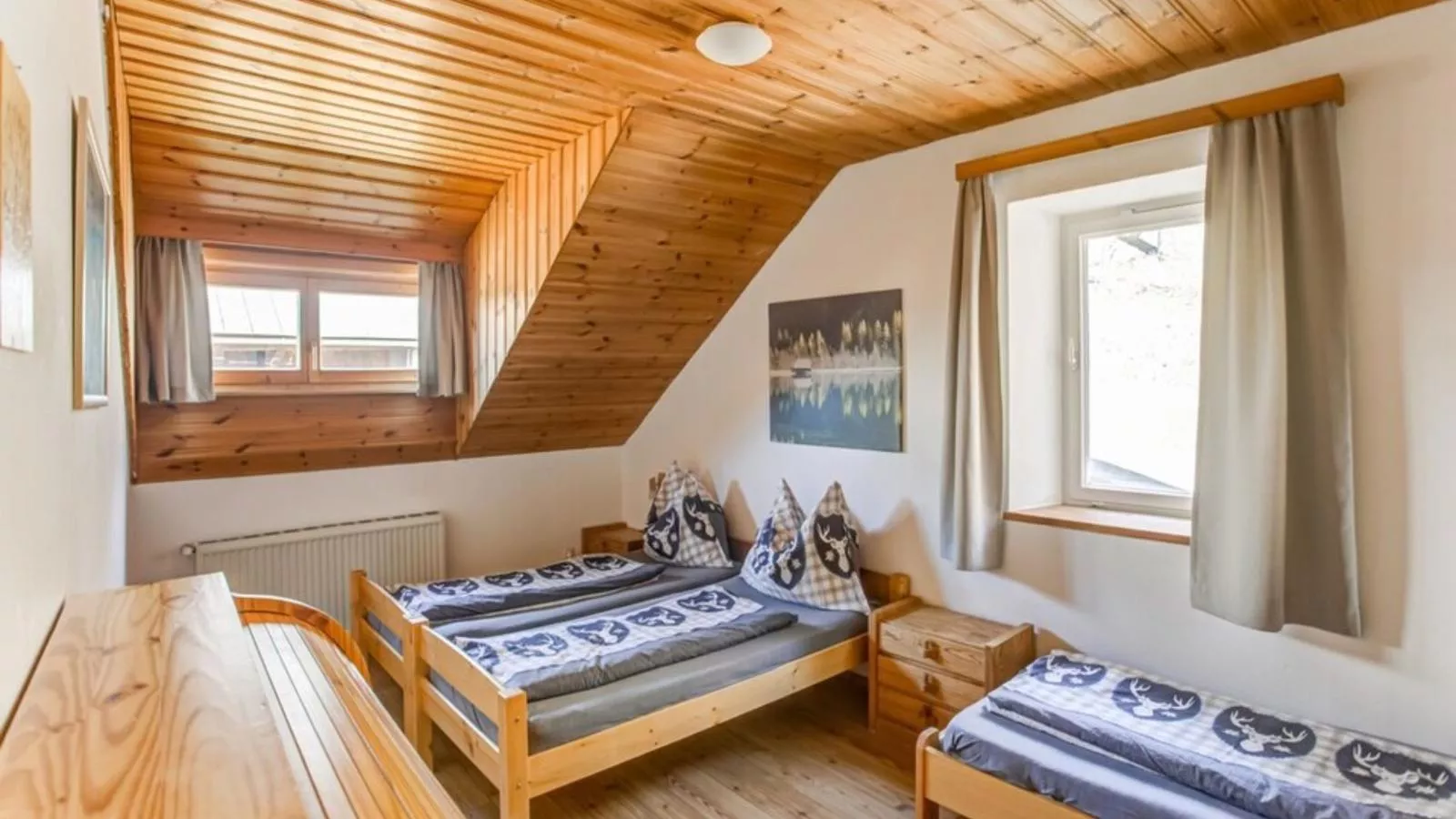 Obervellach-Bedroom