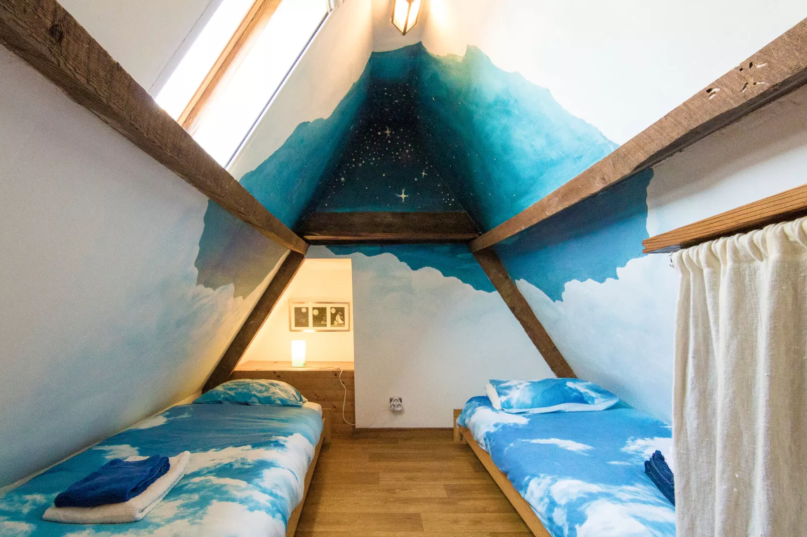 Maisonneuve-Bedroom
