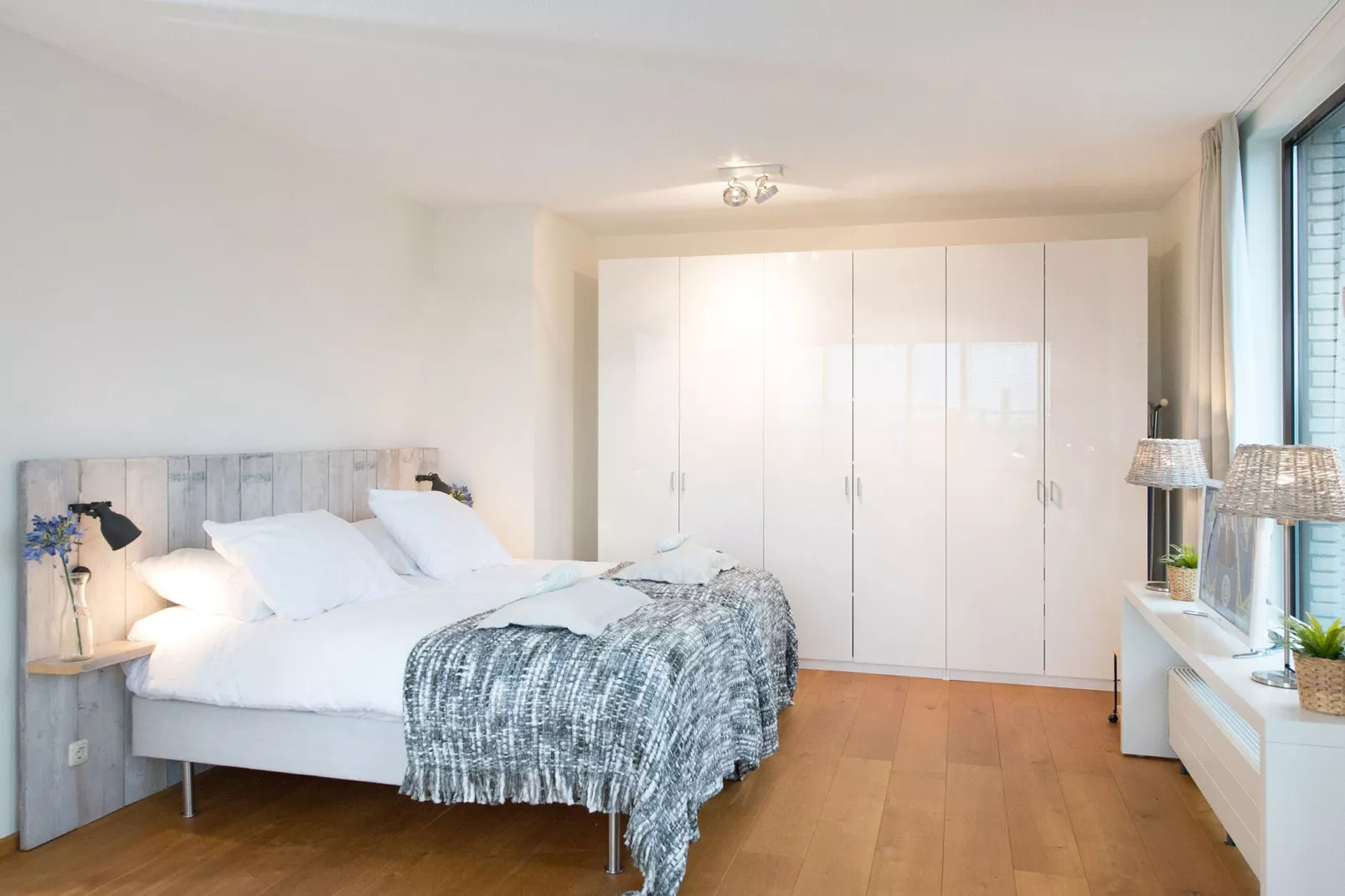 Scheveningen Harbour 42A-Bedroom