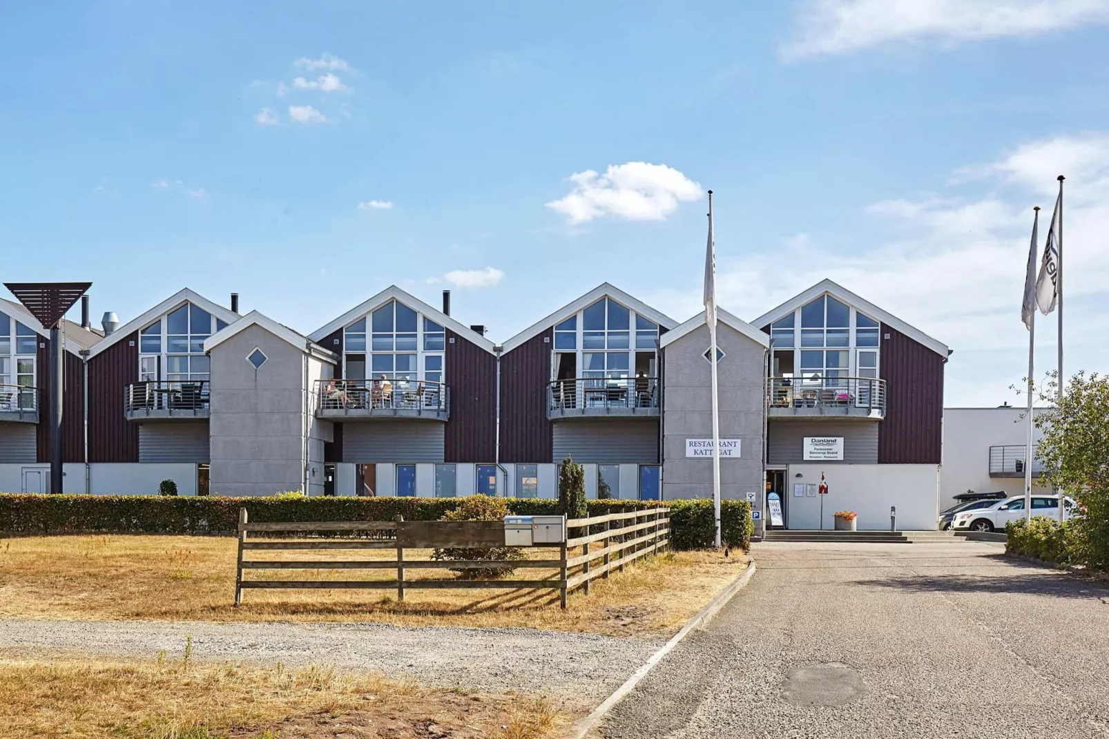 3 room,ground floor or 1. - Wasserblick
