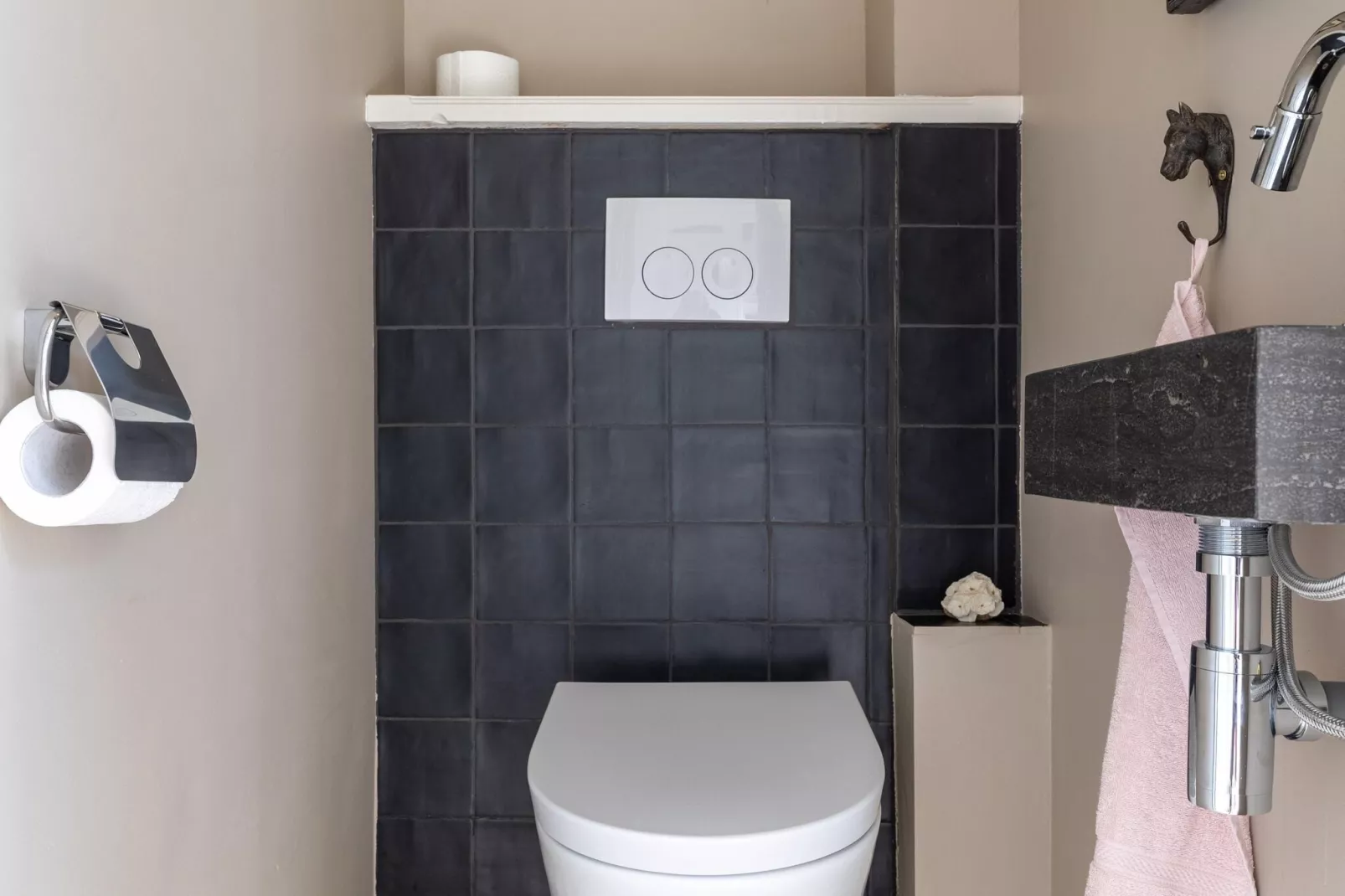 Sloestraat 38  Zoutelande 'Het Koetshuys'-Bathroom