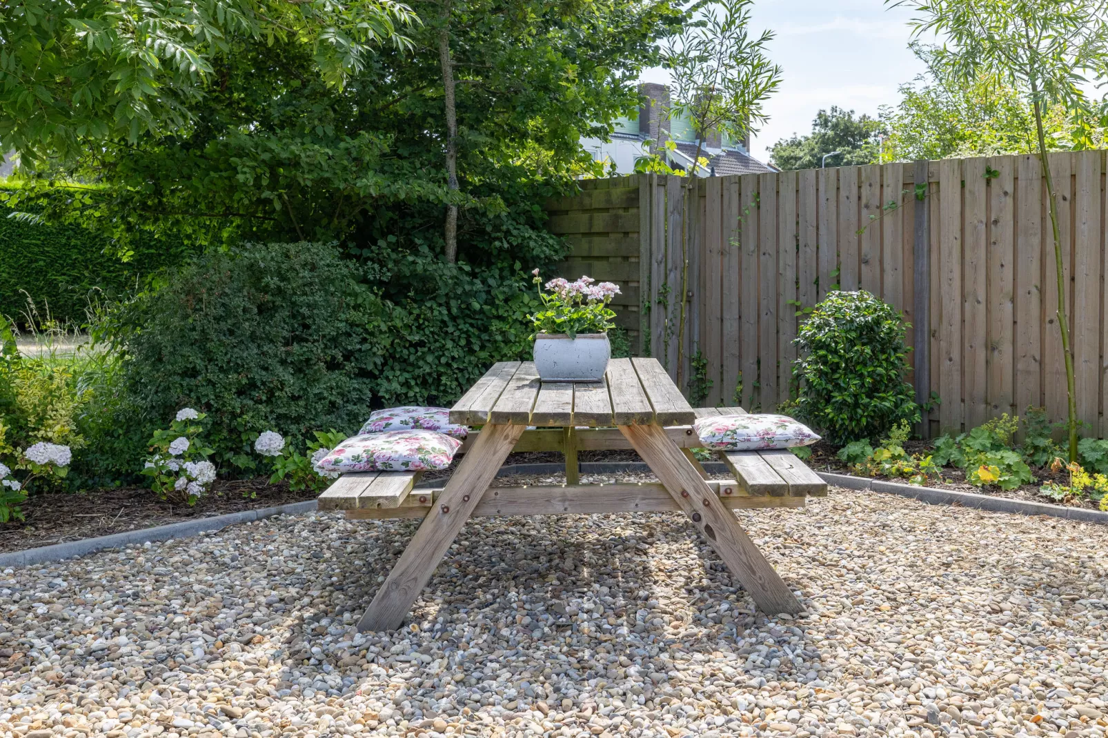 Sloestraat 38  Zoutelande 'Het Koetshuys'-Gardens summer